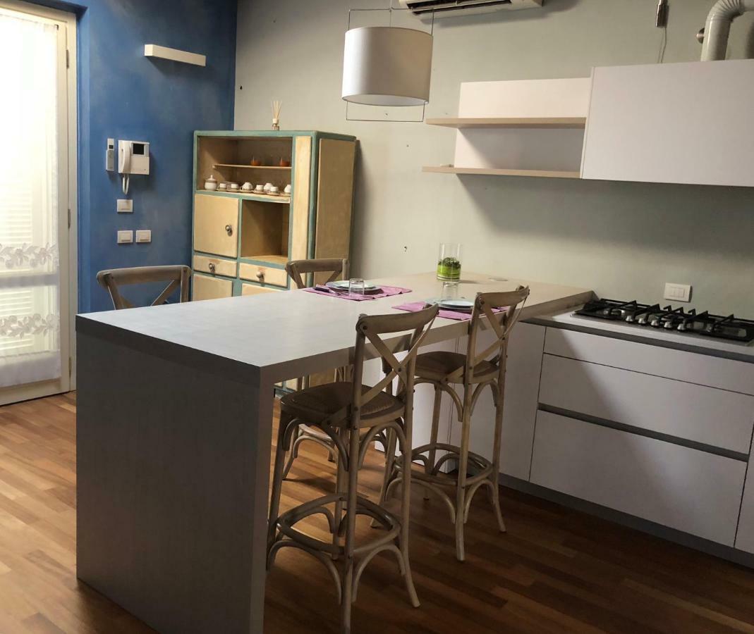 Senza Pensieri Residence Carlo Urbino Крема Екстериор снимка