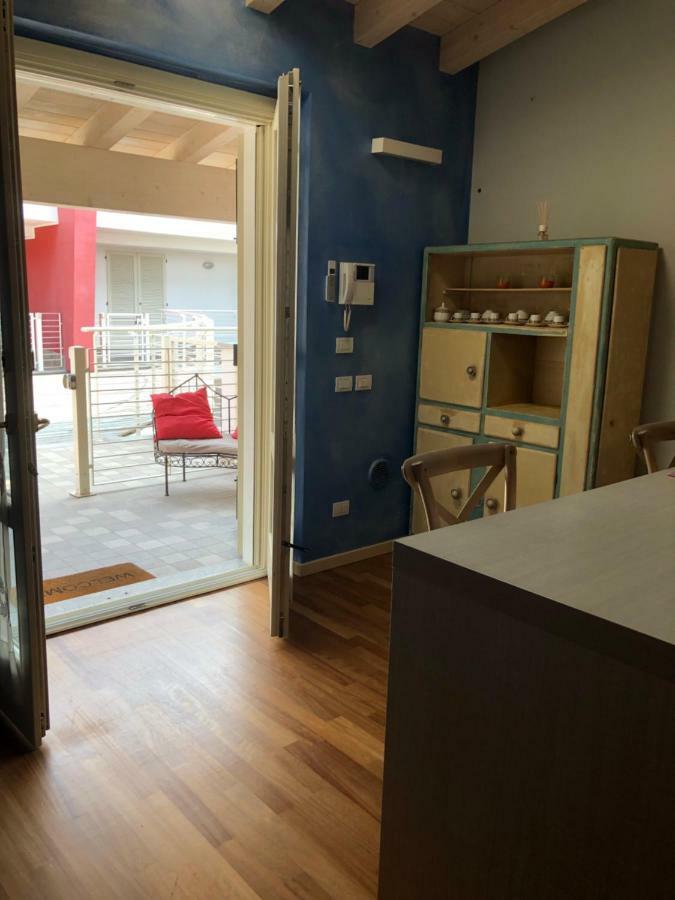 Senza Pensieri Residence Carlo Urbino Крема Екстериор снимка